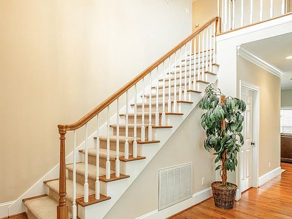 2nd image of 940 Norfolk Green Cir