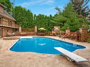 2015 26th St, Monroe, WI 53566