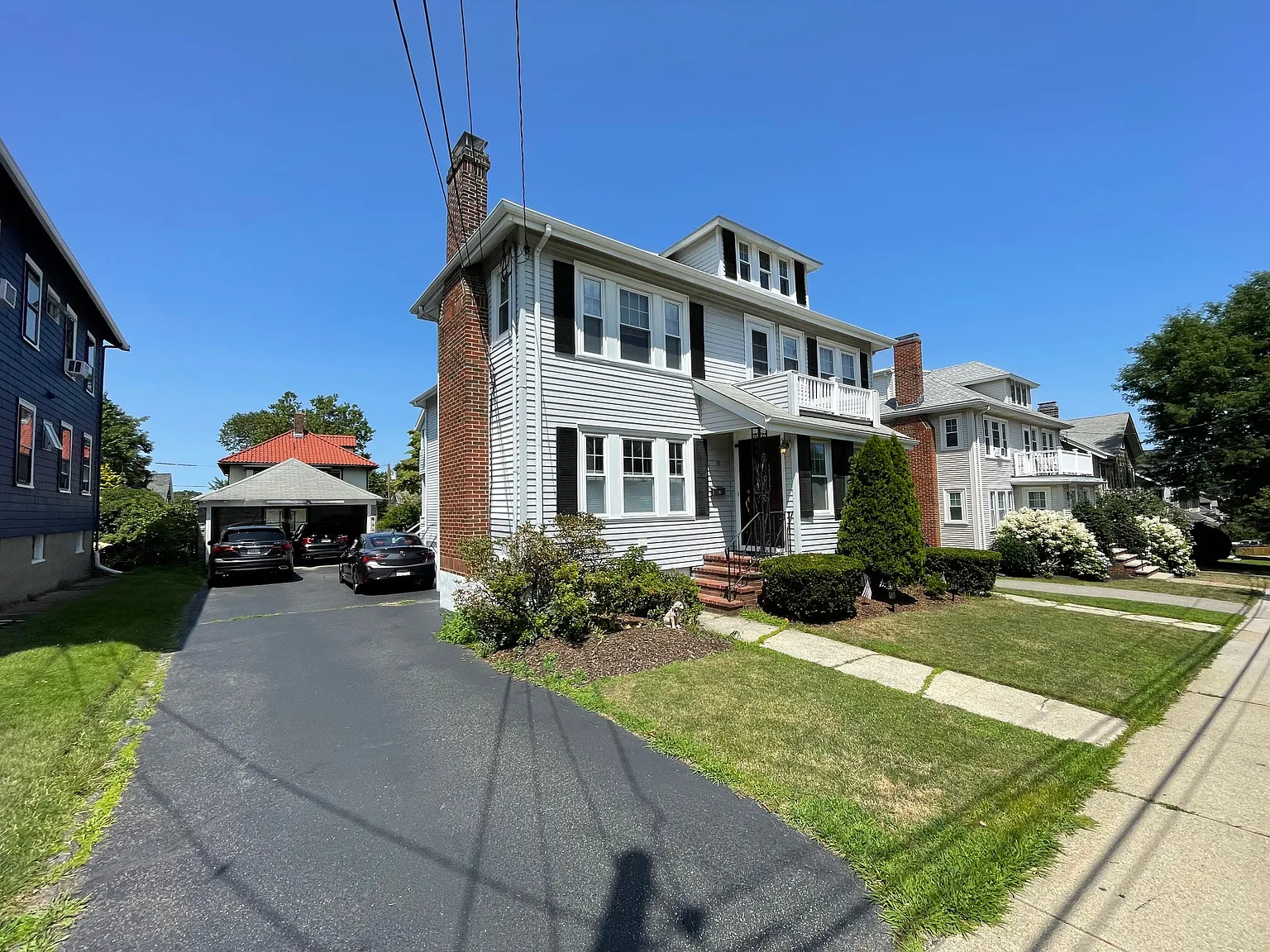 3 bed, 1600 sqft, $3,500 — Photo 2