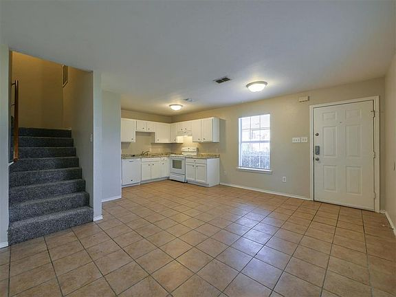 4th image of 510 Kings Way Dr