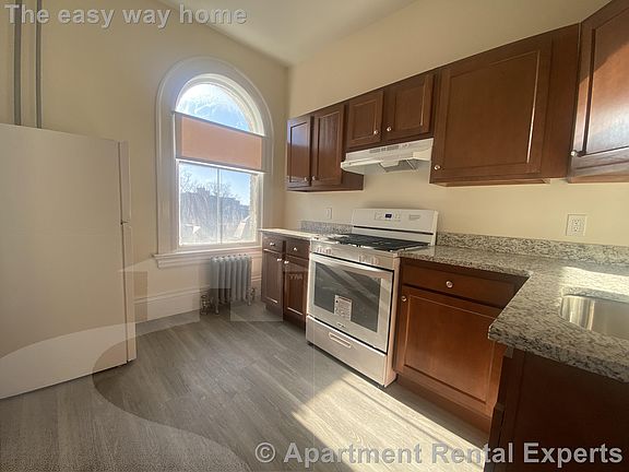 2nd image of 2 Ware St APT 405