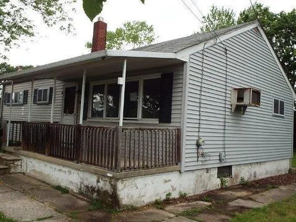 108 Wright Ave, Glassboro, NJ 08028