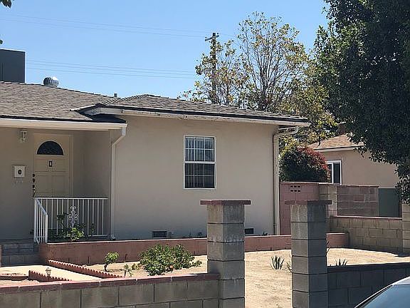 3rd image of 8142 Whitsett Ave