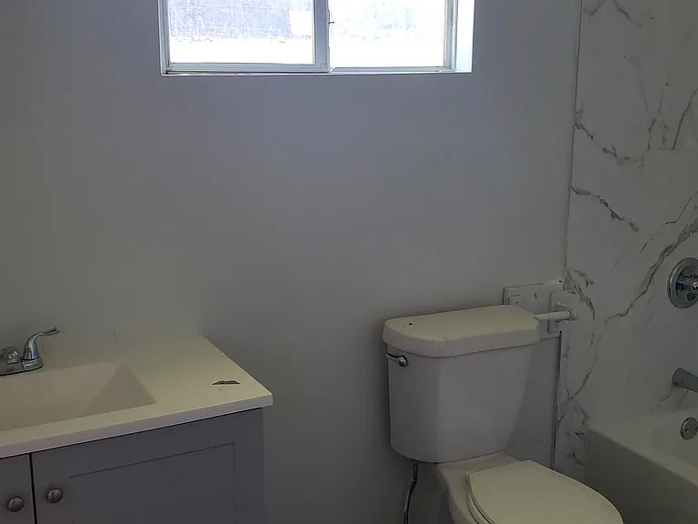 4815 Pauline Dr — Photo 4
