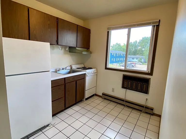 2716 4th Ave #8 — Photo 9