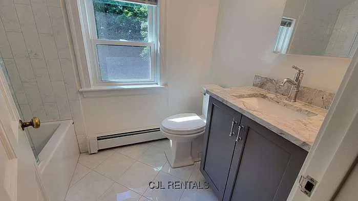 35 Bay State Rd — Photo 11