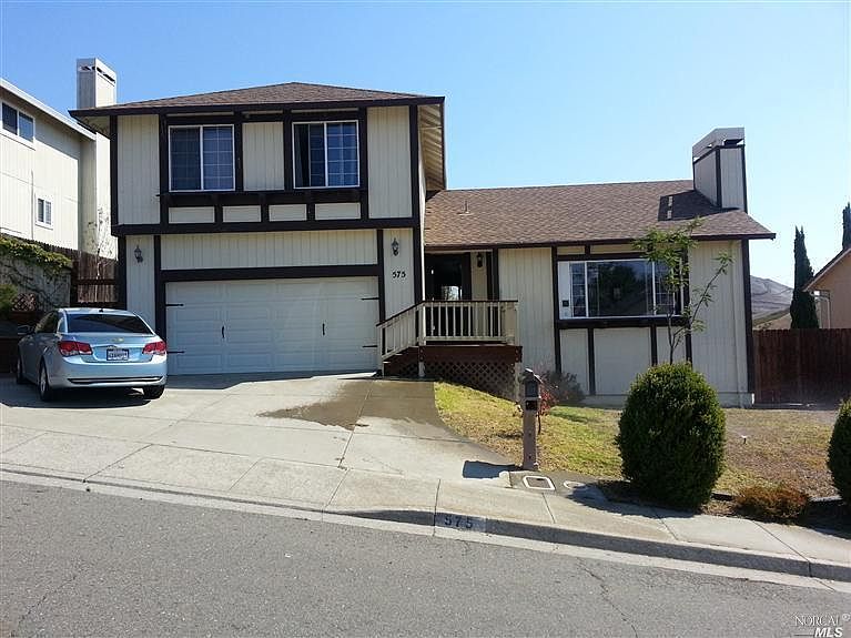 1st image of 575 Birkdale Dr