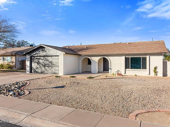 2nd image of 646 W WOODMAN Drive