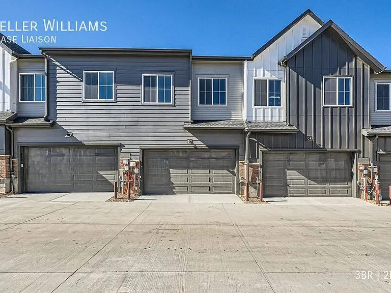 477 Millwall Cir — Photo 14