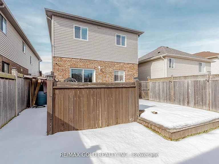 240 Birkinshaw Rd — Photo 49