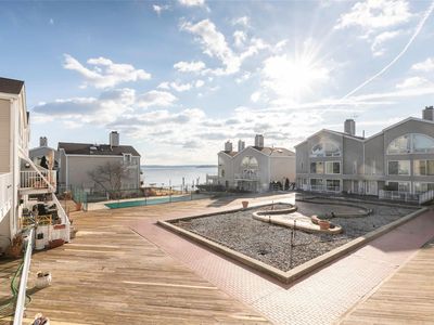 22 Deep water Way #40, Bronx, NY, 10464