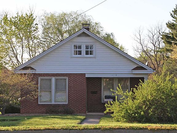 2nd image of 1119 Longwood Ave
