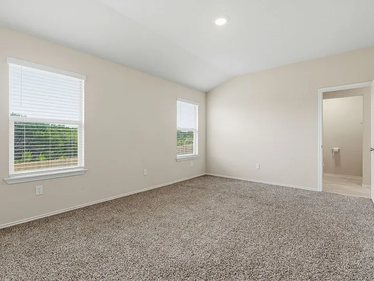 1706 Jarma Dr — Photo 8