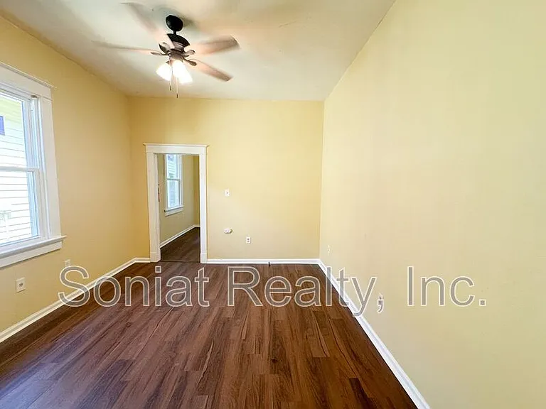 2931 Joliet St — Photo 9