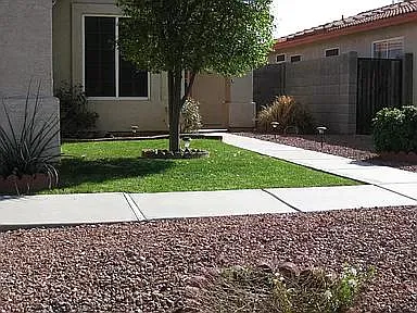 3 bed, 1339 sqft, $3,500 — Photo 2