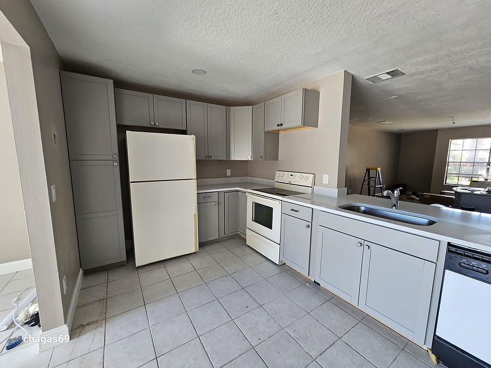1st image of 2836 Revere Ct