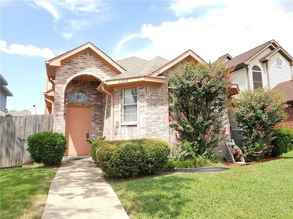 1st image of 2309 Baretta Dr