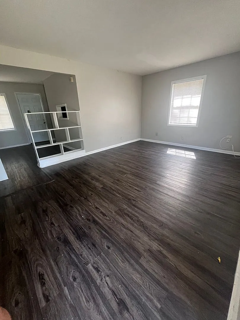 Great Property in quite Neighborhood — Photo 2