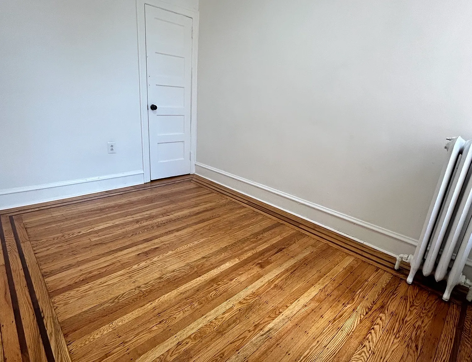 3 bed, 1028 sqft, $2,200 — Photo 3