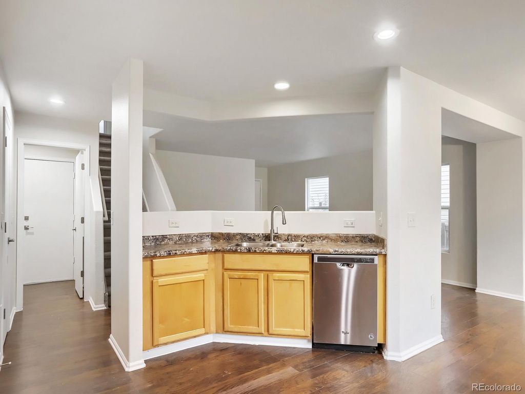 1824 Dove Creek Circle