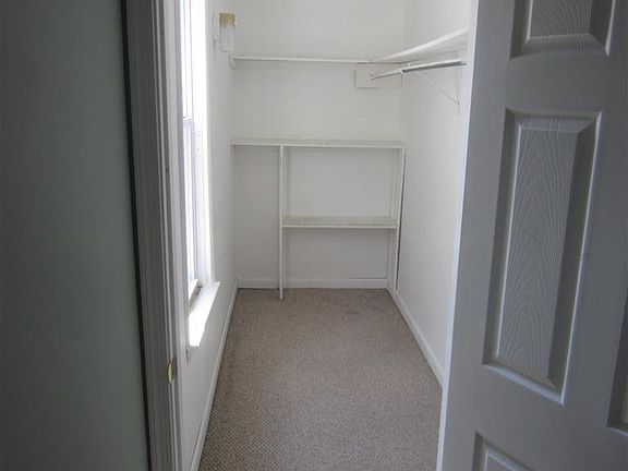 walk in closet