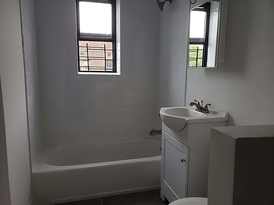 Rented by Abba Realty Associates INC | media 7