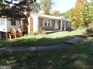 9688 Green Rd, Midland, VA 22728