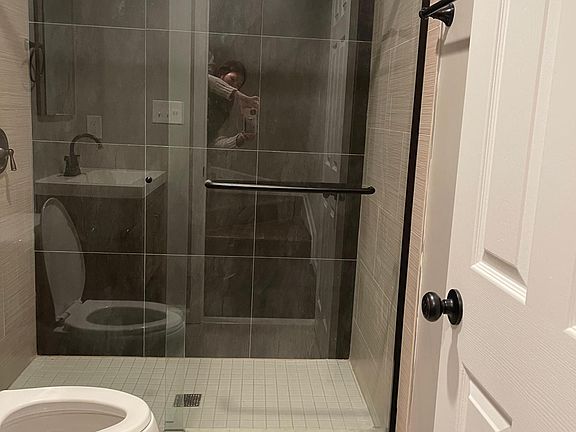 5th image of 10242 Sassafras Woods Ct