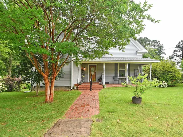 916 Kirk St, Roanoke, AL 36274