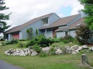 311 Woodmont Rd, Hopewell Junction, NY 12533