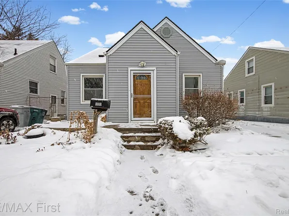 353 E Jarvis Ave, Hazel Park, MI 48030