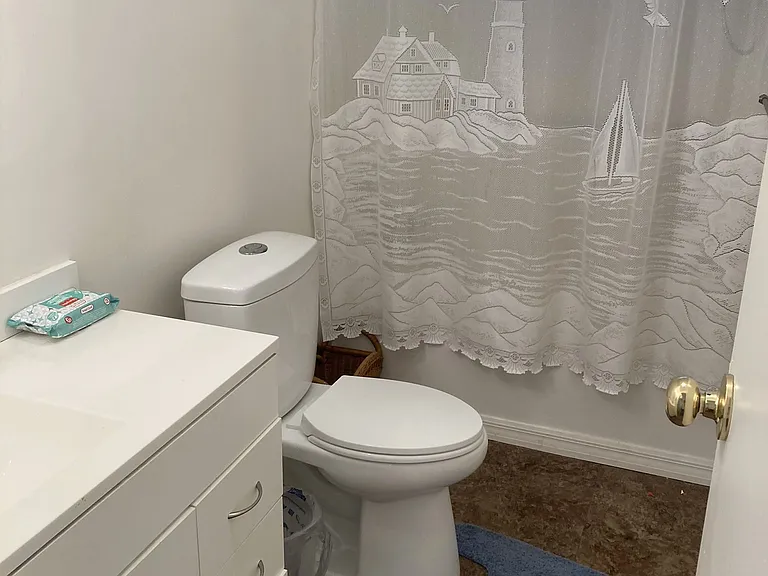 Guest Bath_01052023
