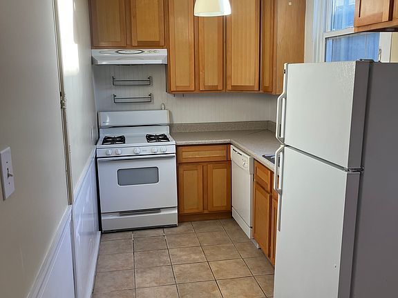 4th image of 1375 California St APT 102