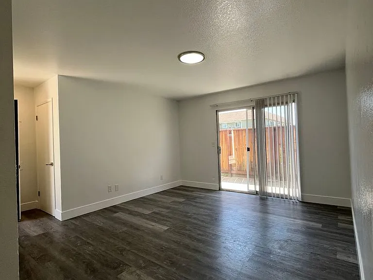 Richland Living Homes — Photo 3