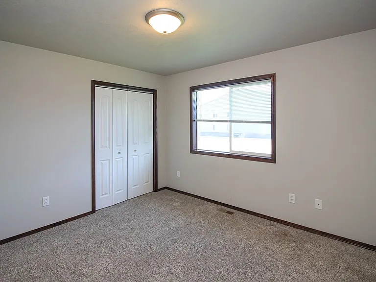 110 Tanner Ct — Photo 24
