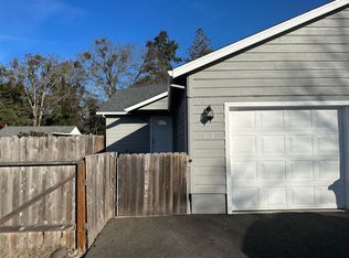 414 Marion Ln #412, Grants Pass, OR