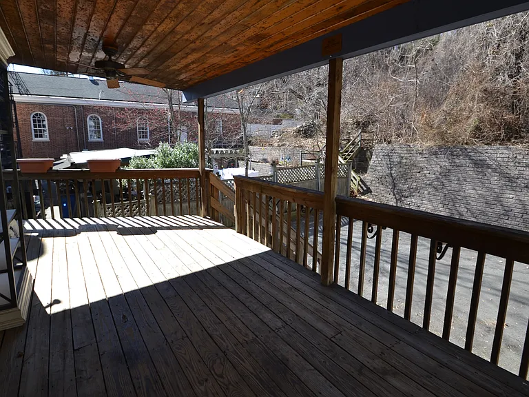 486 Piermont Ave — Photo 11