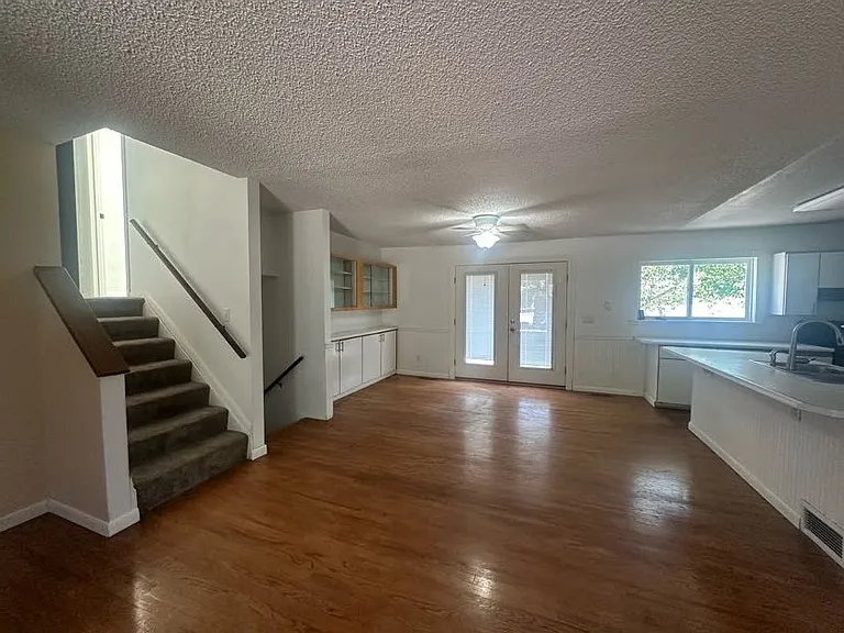 3426 Riford Ct — Photo 10
