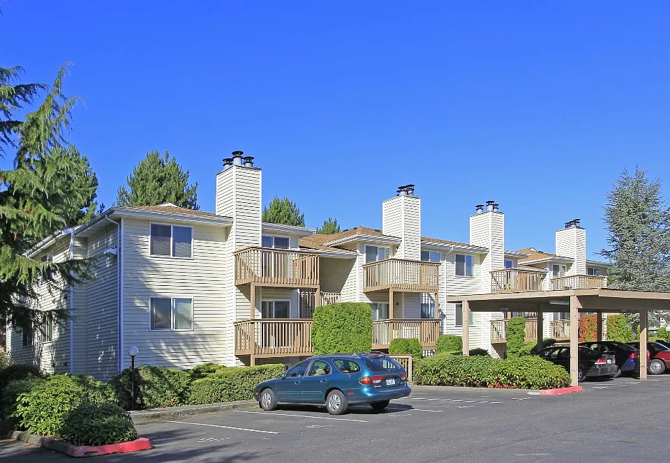 Amber Glen Apartments