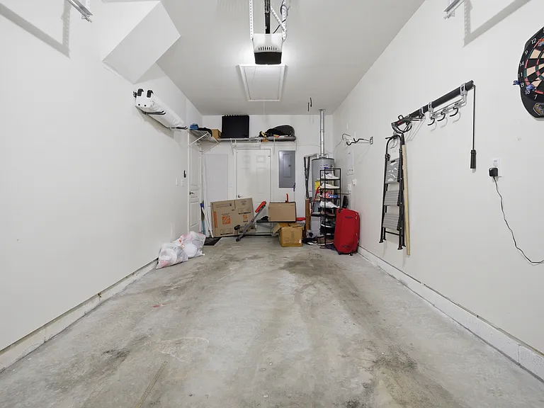 5325 Brinsley Ln — Photo 22