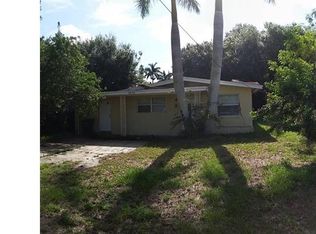 1015 Rose Ave, Fort Myers, FL 33916
