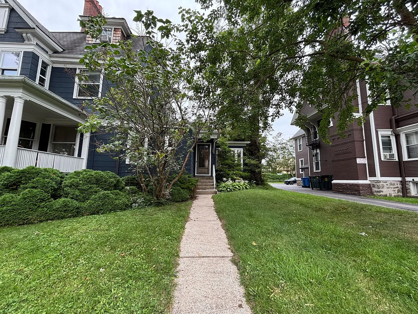 18 Portsmouth Terrace — Photo 4