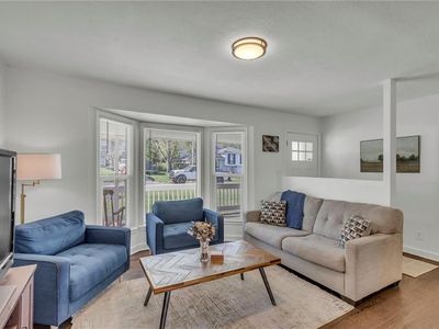 5900 Fairlane Dr, Kansas City, MO, 64134