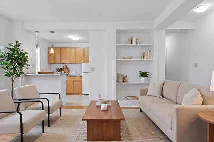 1009 W 10th Ave — Photo 14
