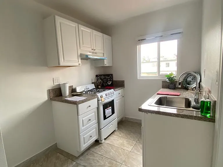 13238 Maclay St #7 — Photo 4