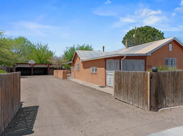 457 Atrisco Dr SW, Albuquerque, NM 87105