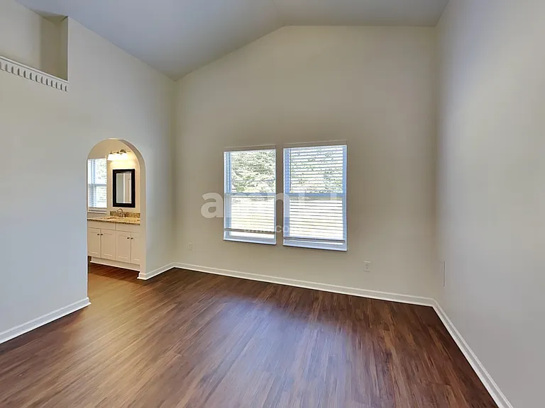 327 Haystack Ave — Photo 9
