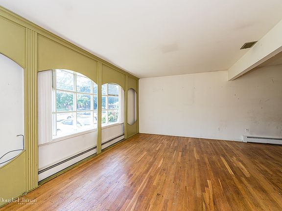 2nd image of 2053 Narwood Ave