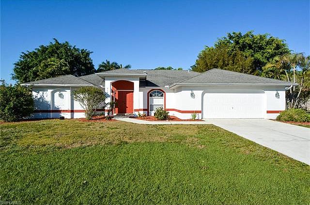 1st image of 714 SE 20th Ct