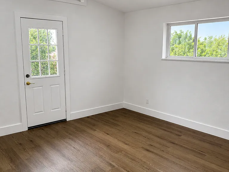 2712 Oakcliff St #3 — Photo 6
